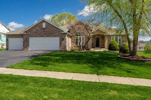640 Par Pl, Belvidere, IL, 61008-8540 | Card Image