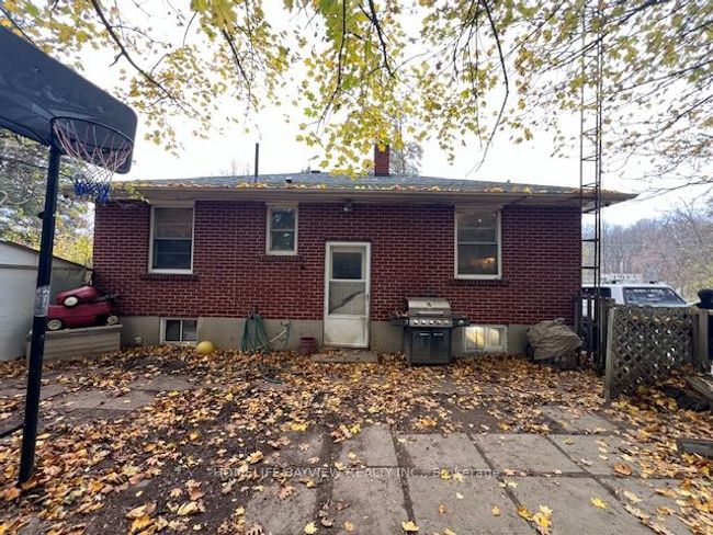 6465 King Rd, House other with 4 bedrooms, 2 bathrooms and 6 parking in Nobleton ON | Image 12