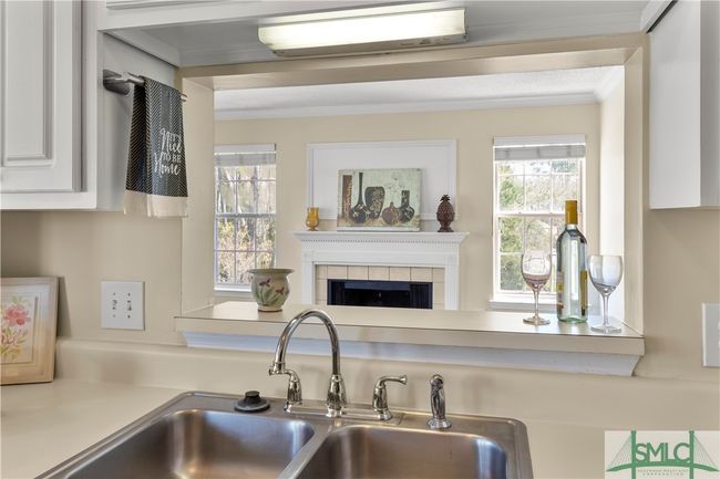 Pass through for easy entertaining | Image 10