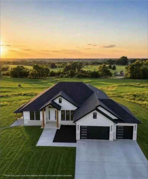 22663 Cherry Tree Ln, Sedalia, MO, 65301 | Card Image