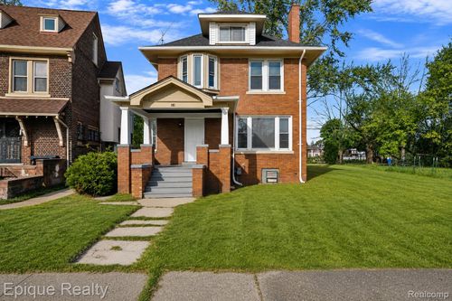 64 Glendale St, Highland Park, MI, 48203-3275 | Card Image