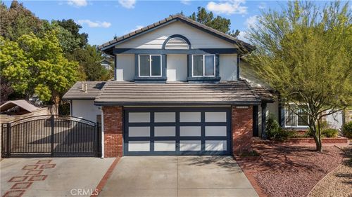 25530 Newcastle Ct, Saugus, CA, 91350-3032 | Card Image