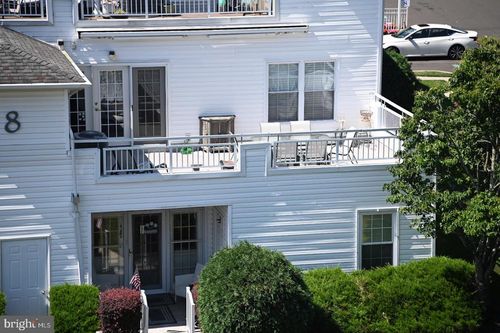 8200 Centennial Sta, WARMINSTER, PA, 18974-5901 | Card Image