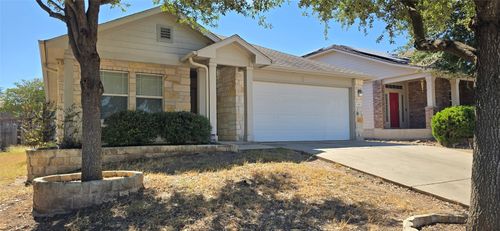 606 Lakemont Dr, Hutto, TX, 78634-5662 | Card Image
