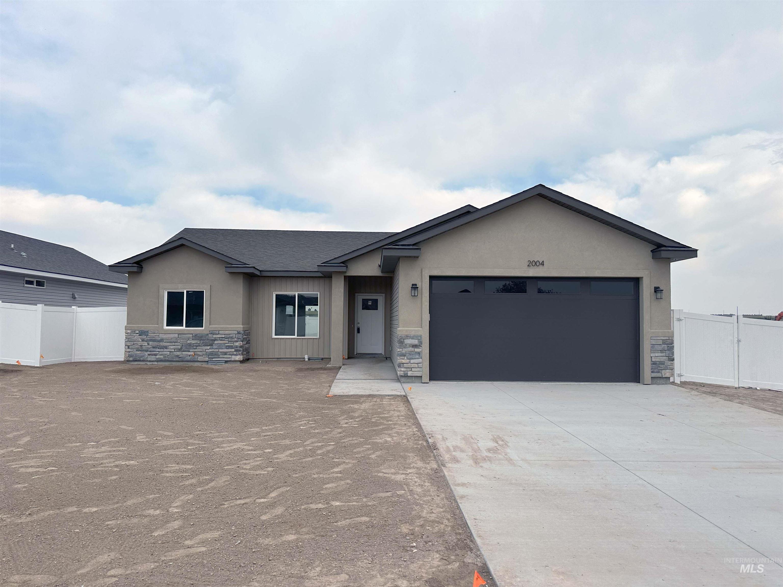 Erin St, Jerome, ID 83338