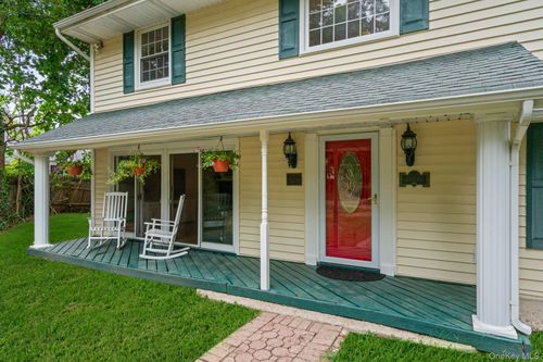 74 Tuscarora Dr, Centerport, NY, 11721-1553 | Card Image