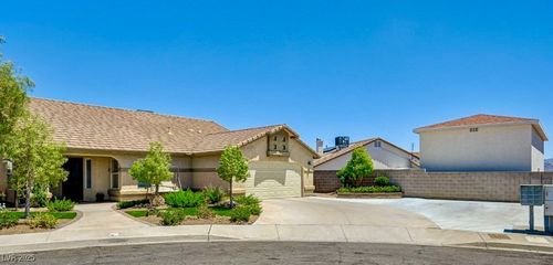 532 Calypso Dr, Henderson, NV, 89002-9621 | Card Image