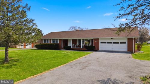 757 Montmorency Dr, Bunker Hill, WV, 25413-2529 | Card Image