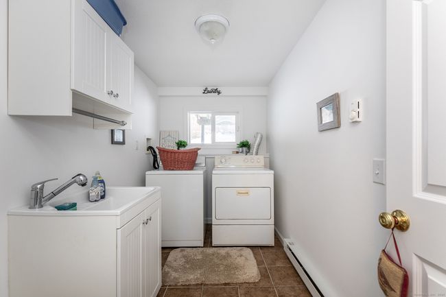 6 Candleview Dr, House other with 3 bedrooms, 3 bathrooms and null parking in Sherman CT | Image 25