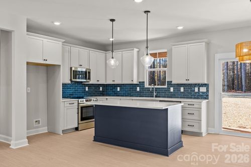 2295 Lee Lawing Rd, Lincolnton, NC, 28092-7525 | Card Image