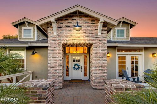 3838 E Devonshire Ave, Phoenix, AZ, 85018-4803 | Card Image