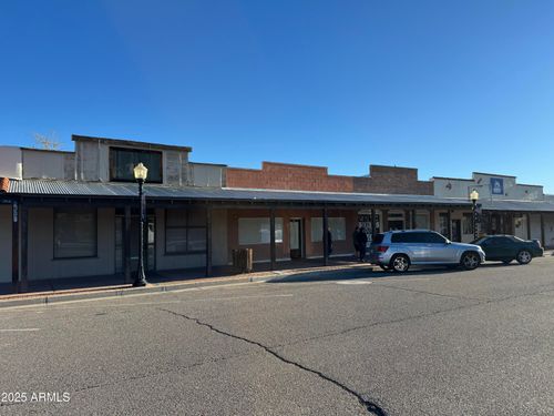 144 N Frontier St, Wickenburg, AZ, 85390-4411 | Card Image