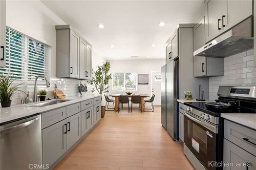 1409 W 7th St, Santa Ana, CA, 92703-2109 | Card Image