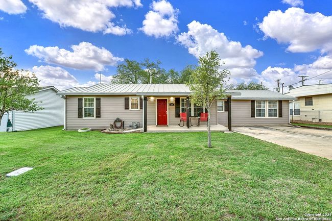 404 Schneider St, House other with 3 bedrooms, 2 bathrooms and null parking in Poth TX | Image 27