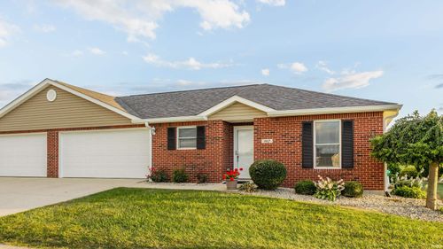 162 Sunset Dr, Winchester, IN, 47394-9253 | Card Image