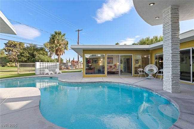 3586 Spencer St, House other with 3 bedrooms, 3 bathrooms and null parking in Las Vegas NV | Image 49