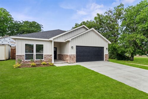 3310 Pickett St, Greenville, TX, 75401-4025 | Card Image