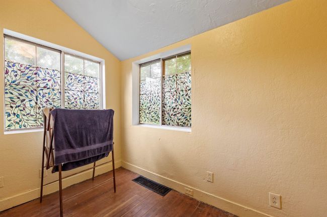 236 N Main St, House other with 3 bedrooms, 1 bathrooms and null parking in Franklin NH | Image 27