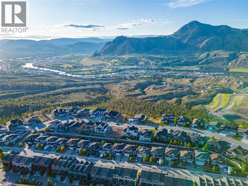 1896 Qu'Appelle Blvd, Kamloops, BC, V2E0C7 | Card Image