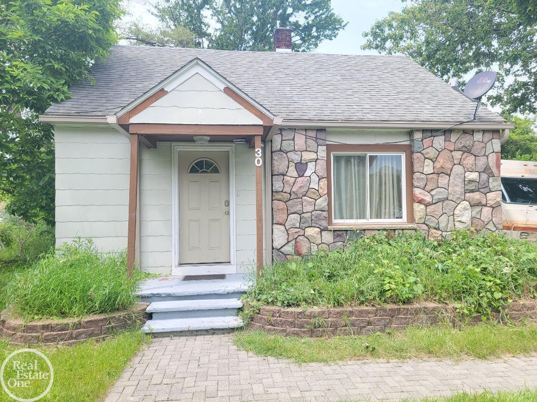 Earl Ct, Auburn Hills, MI 48326