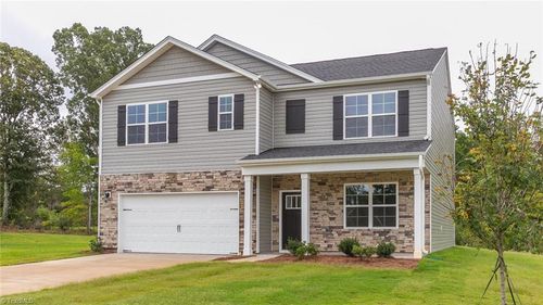 210 Falcon Lane, Lexington, NC, 27295 | Card Image