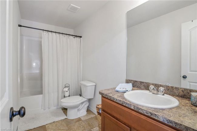 420 Se 13 Th Ct, House other with 4 bedrooms, 3 bathrooms and 2 parking in Cape Coral FL | Image 22