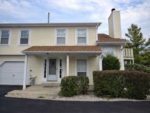 216 Whitewood Dr, Streamwood, IL, 60107-1850 | Card Image