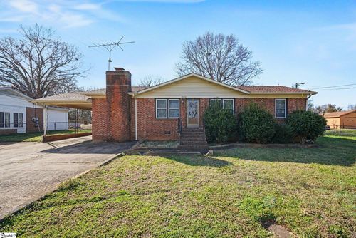 2014 Center Street, Spartanburg, SC, 29303 | Card Image