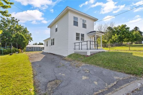 121 W 9th Street, Oswego, NY, 13126 | Card Image