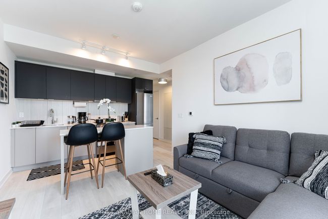 1511 - 8 Tippett Rd, Condo with 2 bedrooms, 2 bathrooms and null parking in Toronto ON | Image 17
