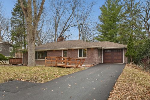 1425 Orkla Dr, Golden Valley, MN, 55427-3934 | Card Image