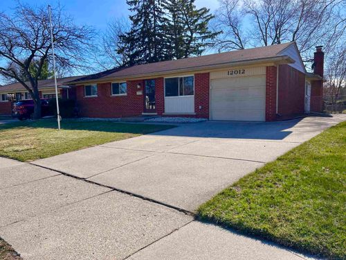 12012 Burtley Dr, Sterling Heights, MI, 48313-1716 | Card Image