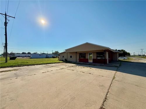 710 West Mary Street, Yates Center, KS, 66783 | Card Image