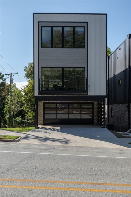 205 W Lafayette St, Fayetteville, AR, 72701-4118 | Card Image