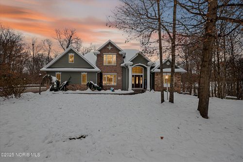 125 Turnberry Dr, Bryan, OH, 43506-9079 | Card Image