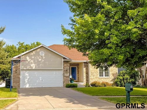 7360 Collister Rd, Lincoln, NE, 68516-5745 | Card Image