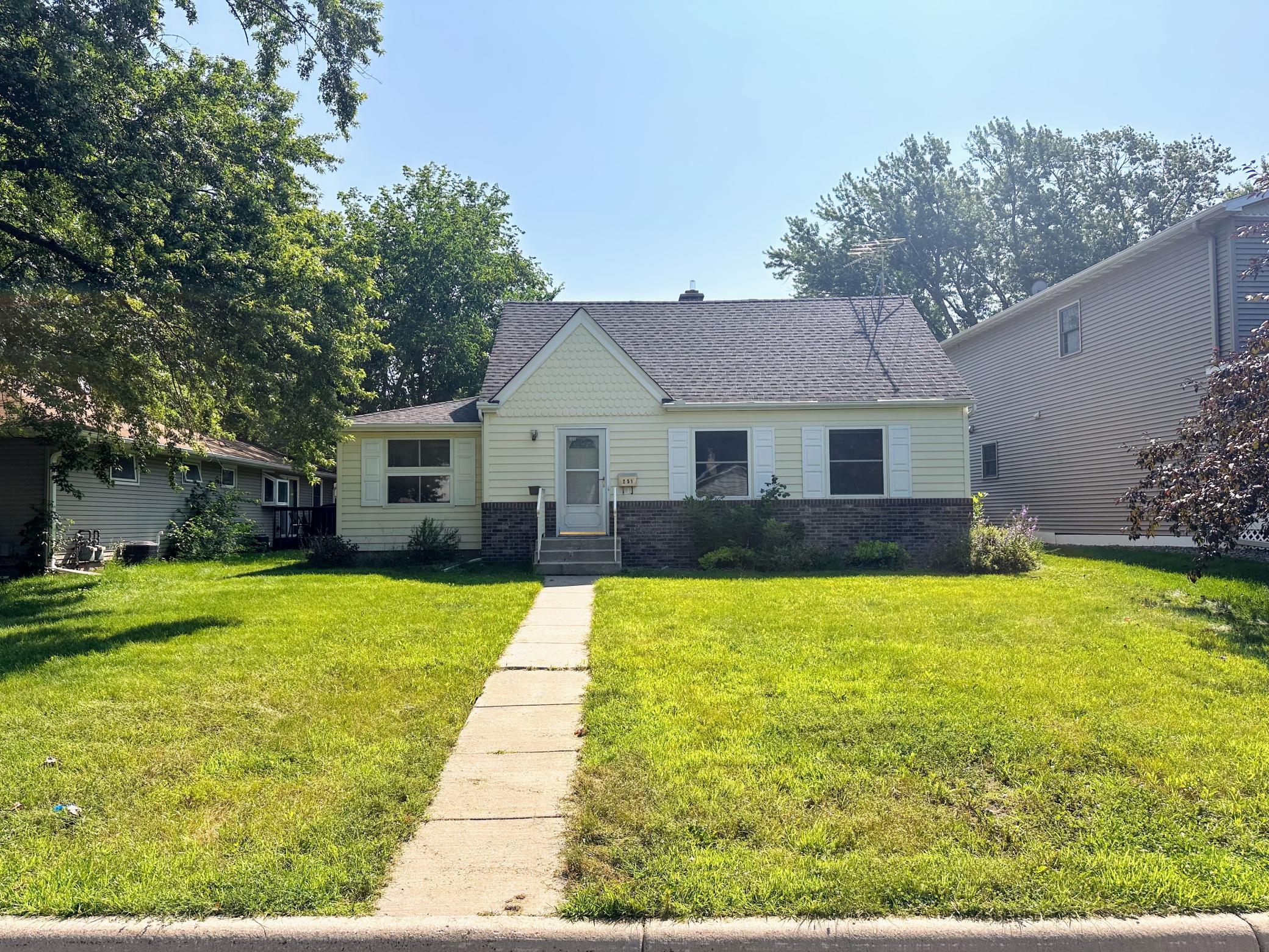 18th Ave, Hopkins, MN 55343