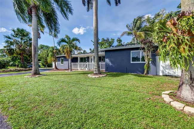 509 Nw 29th St, House other with 3 bedrooms, 3 bathrooms and null parking in Wilton Manors FL | Image 2