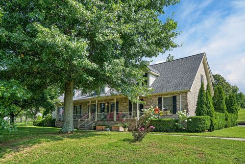 1377 Chestnut Grove Rd, Morrison, TN, 37357-6158 | Card Image