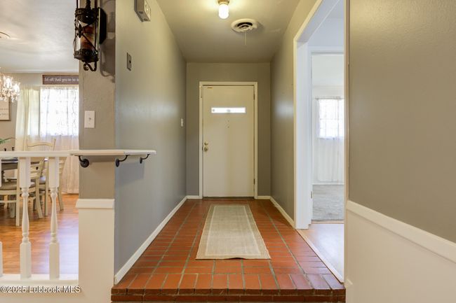 1205 Garland St, House other with 4 bedrooms, 3 bathrooms and null parking in Plainview TX | Image 5