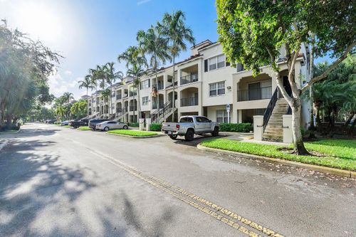 104-5980 W Sample Rd, Pompano Beach, FL, 33063 | Card Image