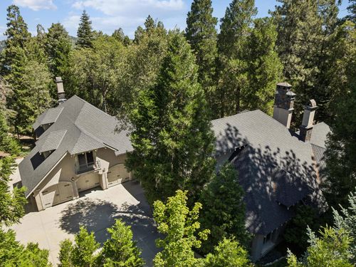 391 Cedar Ridge Dr, Lake Arrowhead, CA, 92352 | Card Image