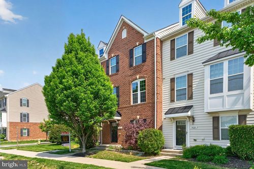 7827 Wormans Mill Rd, FREDERICK, MD, 21701-3045 | Card Image