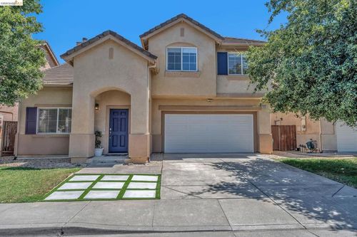 544 Pine Creek Cir, Fairfield, CA, 94534 | Card Image