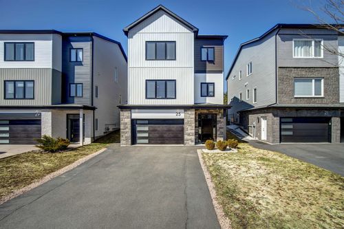 25 Talus Ave, Bedford, NS, B4B1T9 | Card Image