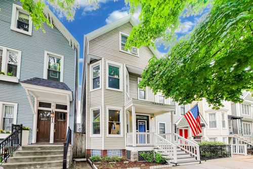 2245 W Melrose Street, Chicago, IL, 60618 | Card Image