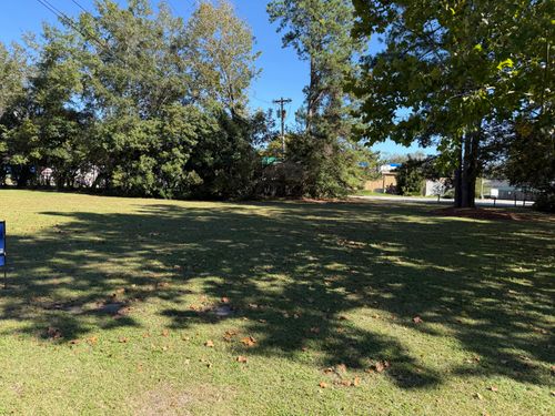 131 Cedar Dr, Saint Stephen, SC, 29479-3371 | Card Image