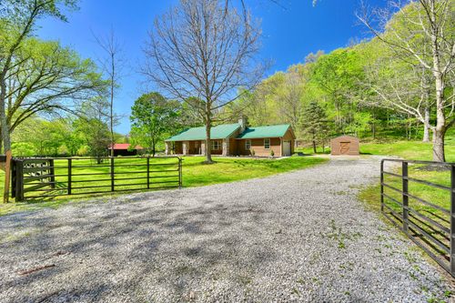 5000 Middle Creek Rd, Burlington, KY, 41005-8665 | Card Image