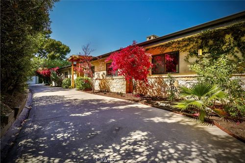 3700 Koster Ave, Sherman Oaks, CA, 91423 | Card Image