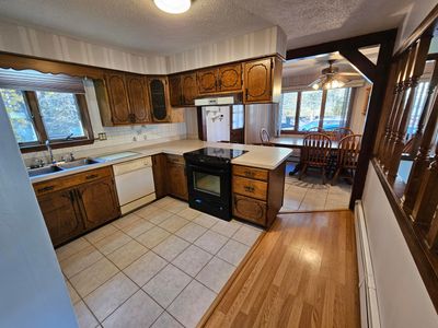 Kitchen | Image 2